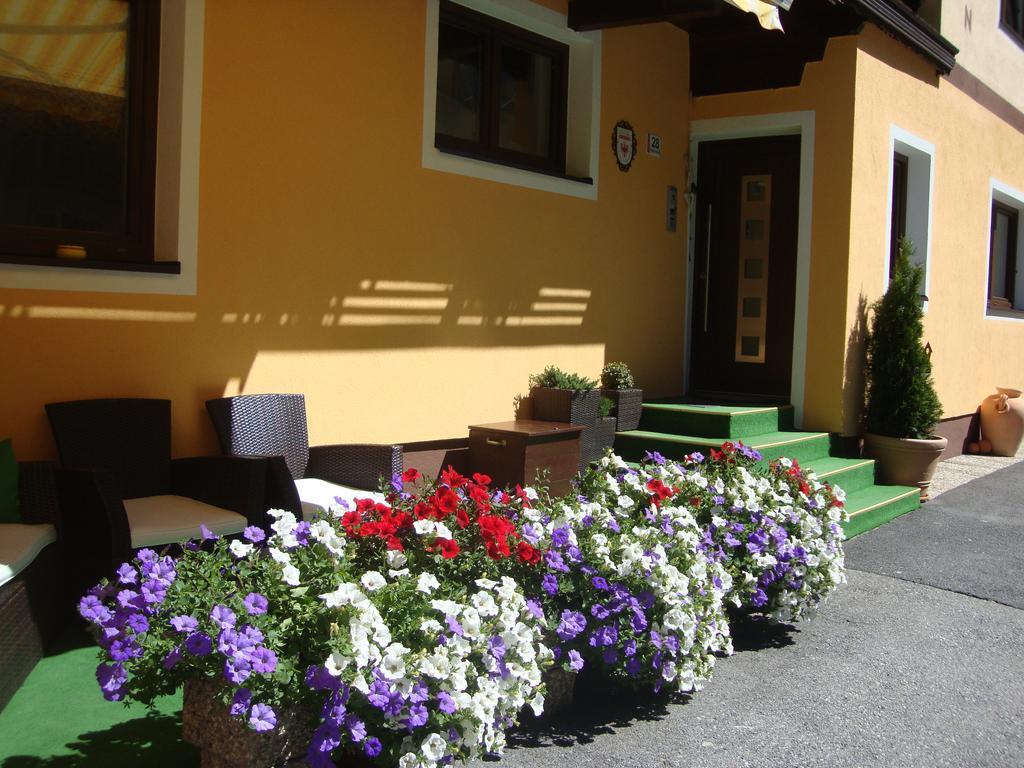 Bed and Breakfast Haus Sonnschein Sölden Esterno foto