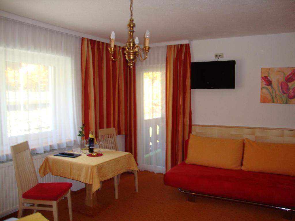Bed and Breakfast Haus Sonnschein Sölden Camera foto